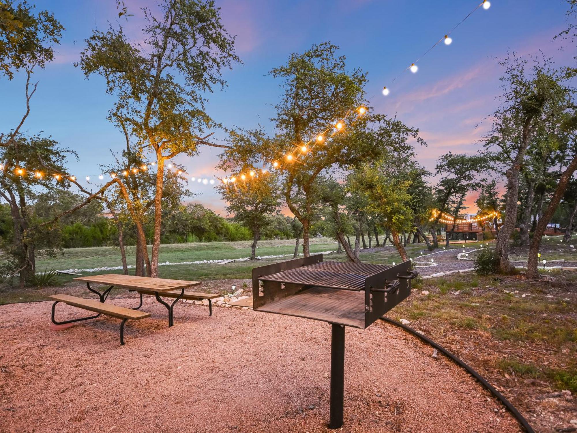 Udoscape Eco-Glamping Resorts Lago Vista Екстер'єр фото